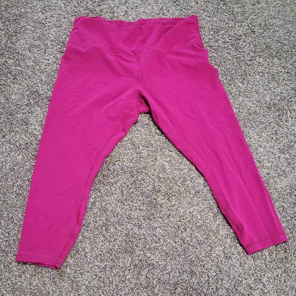 EUC Lululemon HR Align 25" Leggings